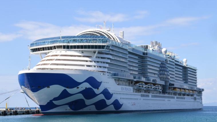 highly-contagious-norovirus-spreads-on-cruise-ship,-sickening-over-100-passengers-and-crew