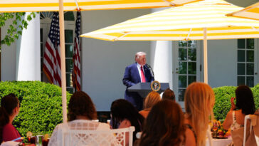 donald-trump-honors-gold-star,-angel-moms-in-rose-garden-ahead-of-mother’s-day