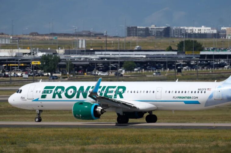 frontier-airlines-plane-strikes,-kills-person-on-denver-airport-runway:-report