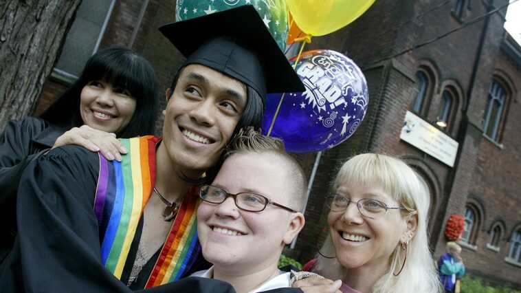 lgbtq-‘lavender-graduations’-set-to-take-place-at-major-christian-colleges,-including-one-with-a-drag-show