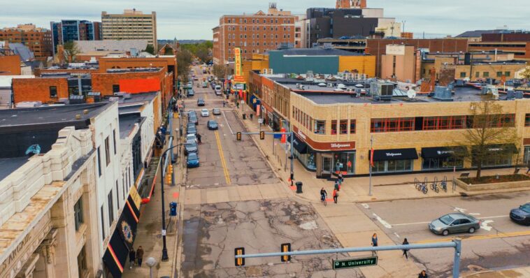 city-council-removes-neighborhood-watch-signs-for-being-too-racist