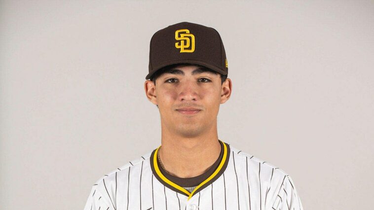 padres-top-pitching-prospect-self-deports-to-mexico-after-pleading-guilty-to-human-smuggling-charge:-report