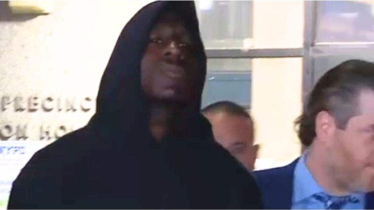 nyc-suspect-freed-from-psych-hold-hours-before-fatal-subway-shoving-of-76-year-old-former-teacher