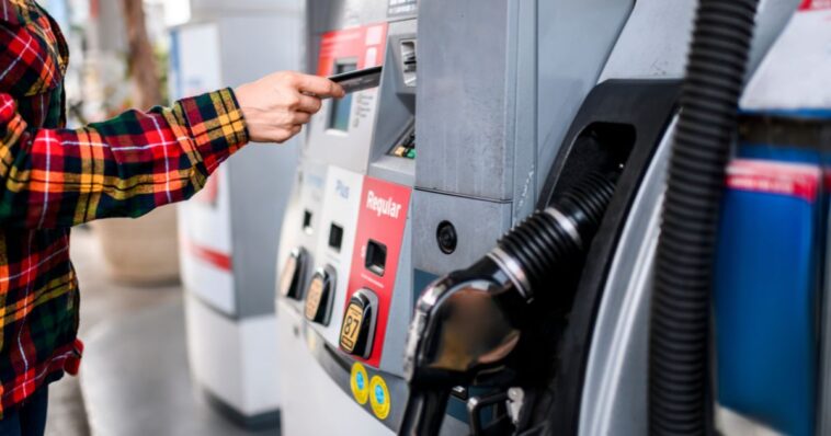 los-angeles-drivers-facing-$100-fill-ups-as-gas-prices-soar