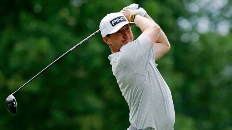 golfer-mackenzine-hughes-sticks-a-tee-shot-on-the-green-after-it-bounces-off-a-cameraman’s-head