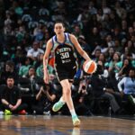 breanna-stewart’s-dominant-showing-sets-an-elite-standard-for-liberty-to-follow
