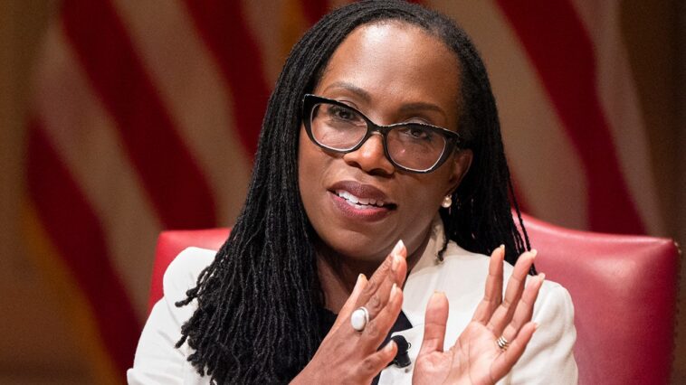 supreme-court’s-junior-justice-goes-on-solo-tear-as-trump-fights-put-her-at-odds-with-the-bench