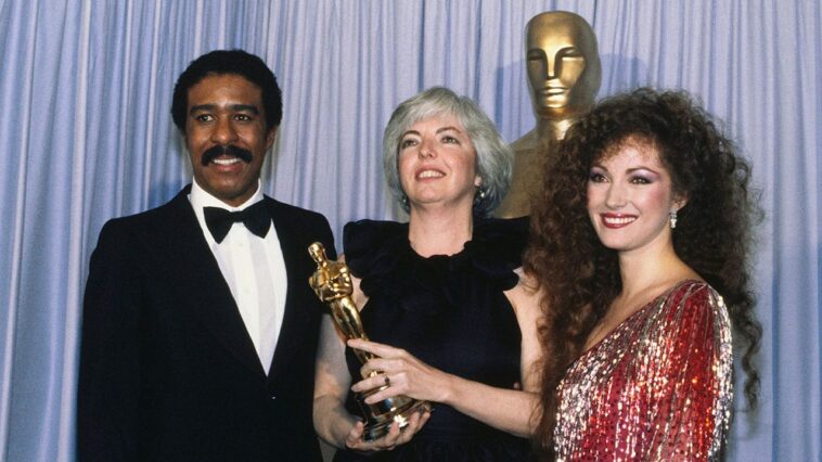 jane-seymour-says-savage-oscars-review-comparing-hair-to-‘mildewed-mattress-stuffing’-haunts-her-decades-later
