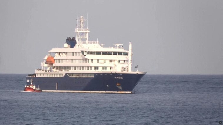 hantavirus-stricken-cruise-ship-docks-in-canary-islands-—-what’s-next-for-passengers