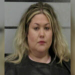 teaching-aide-allegedly-exposed-7-year-old-girl-in-front-of-students,-compared-her-to-‘porn-star’