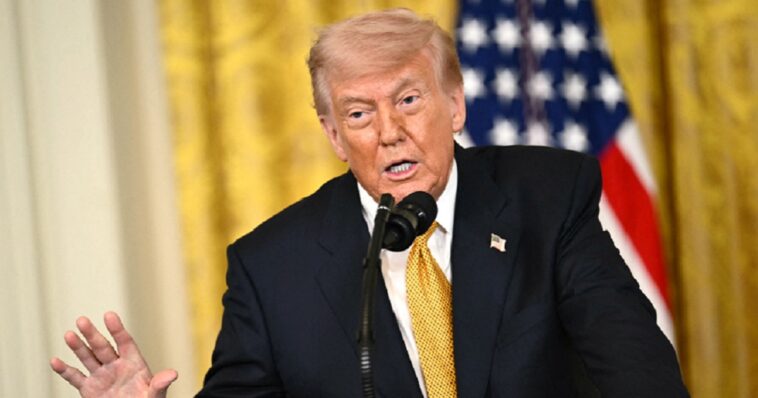 trump-scorches-2-scotus-justices-by-name:-‘democrats-don’t-really-need-to-“pack-the-court”‘