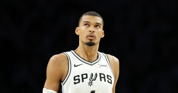san-antonio-spurs-superstar-ejected-after-vicious-hit-–-should-the-nba-suspend-him?