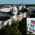 supreme-court-allows-alabama-to-redraw-congressional-maps-before-2026-midterms-—-could-eliminate-two-dem-seats