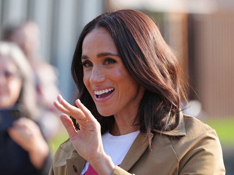 a-handwriting-expert-just-dissected-meghan-markle-—-and-it-got-brutal-fast