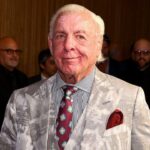 ric-flair-takes-another-verbal-chop-at-lakers-star-over-injury-absence