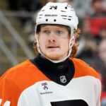 flyers-star-owen-tippett-reveals-he-missed-series-vs-hurricanes-due-to-internal-bleeding