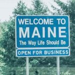 woke-couple-wakes-up-to-a-disgusting-surprise-after-fleeing-texas-for-maine-because-of-‘climate-change’