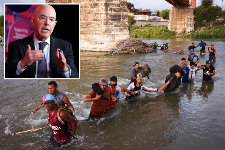 ex-dhs-chief-alejandro-mayorkas-regrets-biden’s-immigration-agenda-—-despite-claiming-border-was-‘secure’