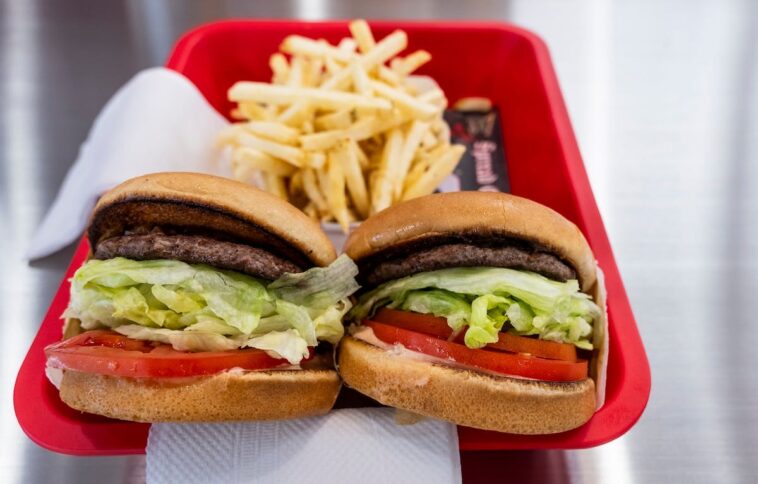 a-simple-hack-brings-in-n-out-to-every-hometown