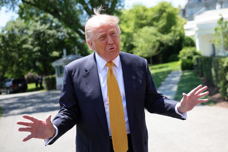 trump-rips-into-reporter-outside-white-house:-‘you-dumb-person’