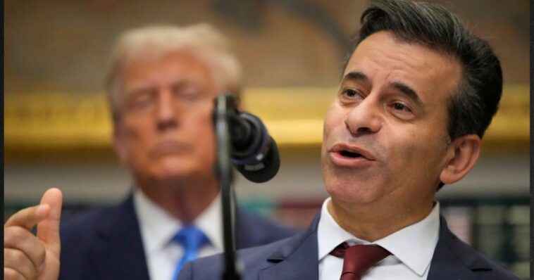 breaking:-marty-makary-is-out-as-fda-commissioner-–-acting-replacement-named