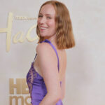 hbo’s-‘hacks’-star-hannah-einbinder:-‘pisses-me-off’-hollywood-won’t-say-israel-committing-‘genocide’