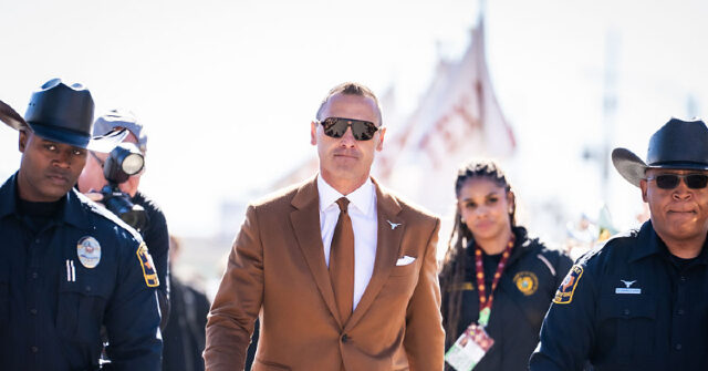 texas’-steve-sarkisian-jumps-into-college-coach-war-of-words,-claims-ole-miss-hands-out-degrees-for-‘basket-weaving’