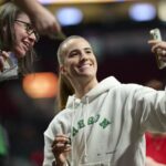oregon-homecoming-derailed-for-injured-sabrina-ionescu,-satou-sabally
