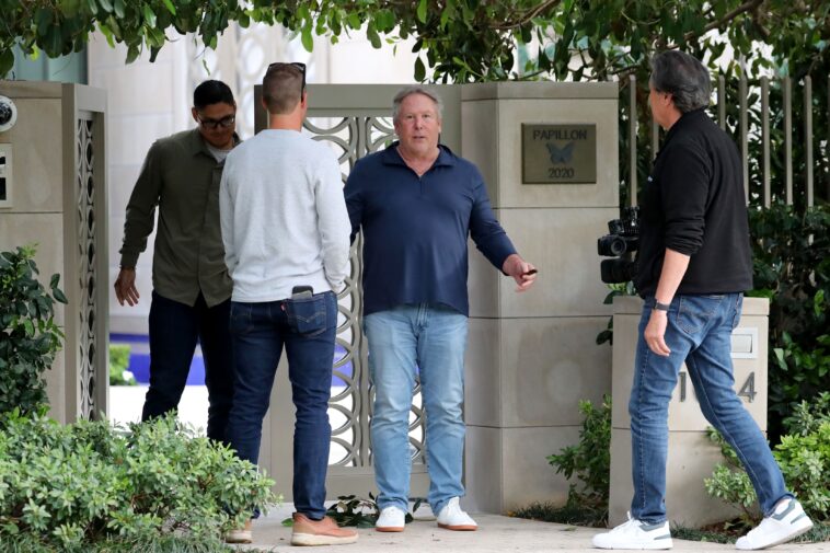 insiders-release-details-of-billionaire-playboy-stephen-cloobeck’s-arrest-—-and-the-extent-of-his-alleged-crimes