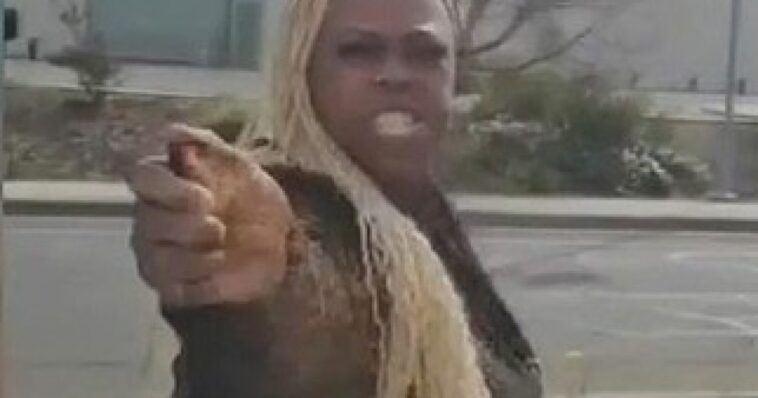 vile:-deranged-woman-pepper-sprays-california-veteran-and-father-of-two-in-the-eyes-in-shocking-case-of-road-rage-(video)