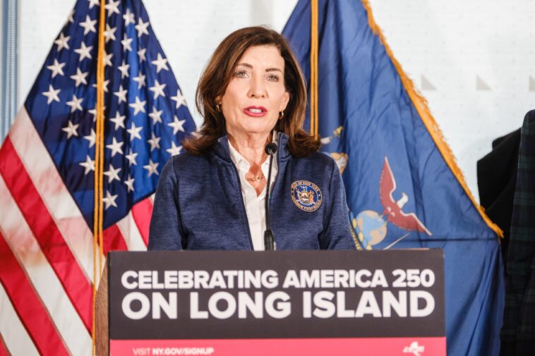 hochul’s-$4b-bailout-of-mamdani’s-nyc-budget-slammed-by-critics-as-‘buying-votes’