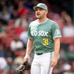 liam-hendriks-joins-cubs-on-minor-league-deal-in-search-of-all-star-form