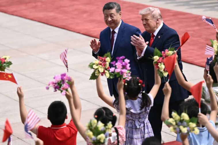 trump-impressed-by-grand-greeting-in-china,-tells-xi-the-children-stole-the-show