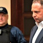 zelensky’s-right-hand-man-andriy-yermak-gets-pre-trial-arrest-in-corruption-probe,-bail-set-at-$3-million-(videos)