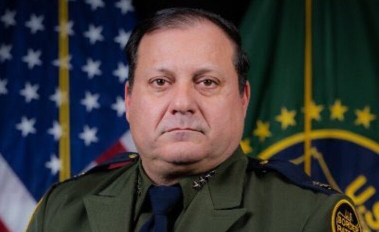 breaking:-border-patrol-chief-mike-banks-abruptly-resigns