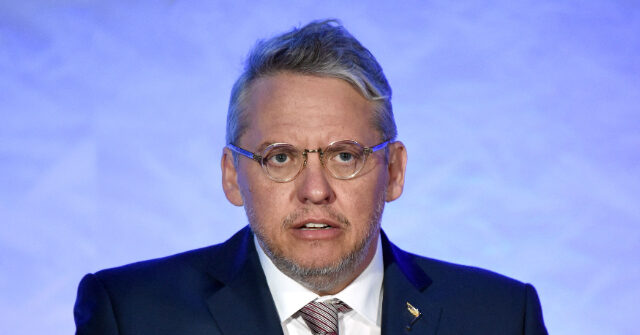 climate-doomer-adam-mckay-mocks-la.-residents-who-thought-palisades-fire-was-started-by-arsonist-—-after-far-left-suspect-charged-with-arson