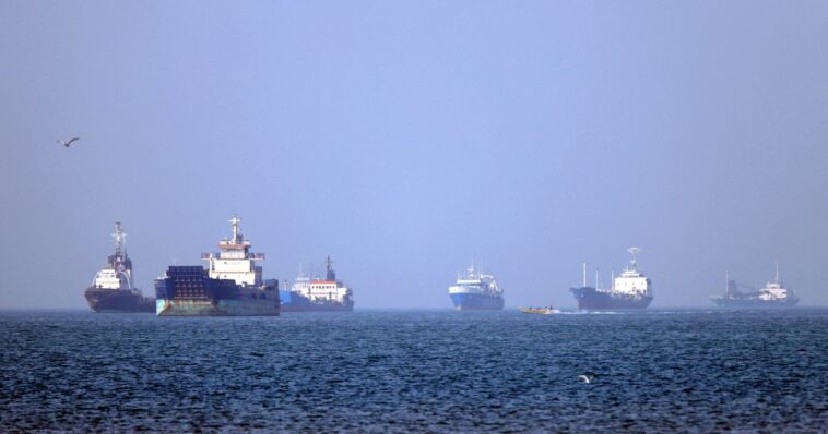 iran-seizes-ship-loaded-with-weapons,-steers-it-toward-territorial-waters:-report