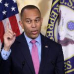 hakeem-jeffries-starts-seeing-‘ghosts’-as-democrats-panic-over-redistricting
