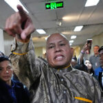 shots-fired-in-philippine-senate-as-drug-war-enforcer-evades-international-warrant