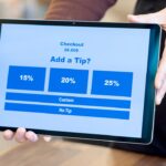 automatic-tipping-programs-spark-concern-as-restaurants-prepare-for-flood-of-visitors