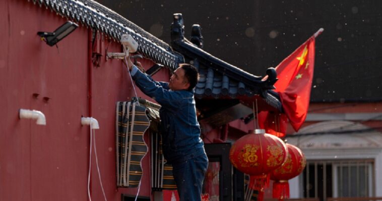 fox-news-crew-snared-by-china’s-massive-surveillance-system-while-covering-trump-visit:-‘they-see-everything’