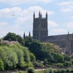 glimpse-of-the-future:-conservatives-get-into-bed-with-hard-left-to-keep-reform-out-of-power-in-county-council