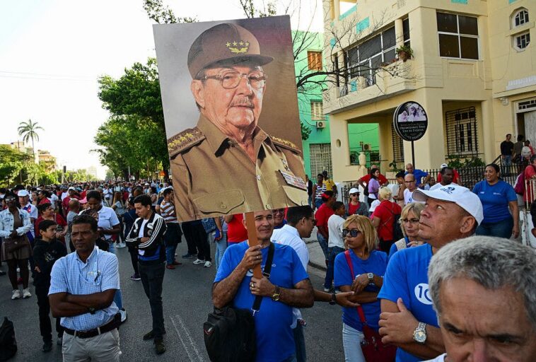 doj-plans-to-drop-the-hammer-on-former-cuban-president-as-trump-pressures-communist-nation