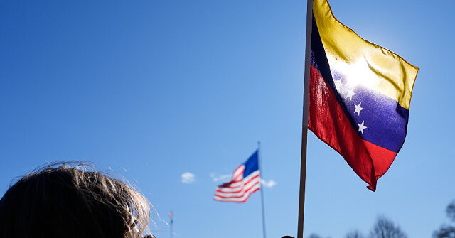 trump-floats-venezuela-as-‘51st-state’