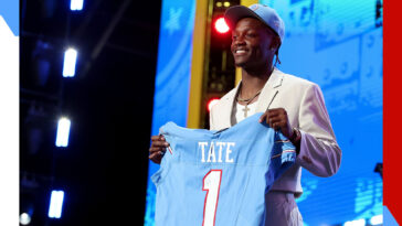tennessee-titans-debut-2026-schedule.-get-tickets-to-see-carnell-tate