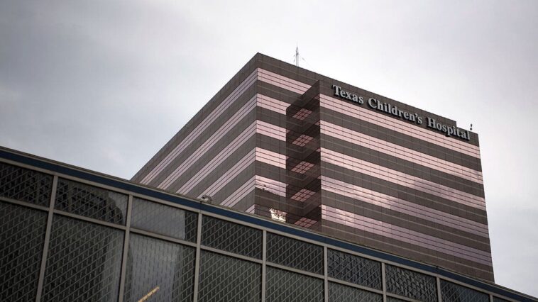 largest-children’s-hospital-in-us-to-open-‘detransition-clinic’-after-$10m-settlement-with-trump-doj,-state