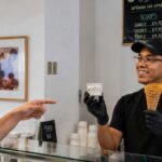 uncultured-philistine-declines-to-have-ice-cream-served-in-waffle-cone