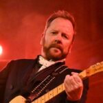 kiefer-sutherland-cancels-us.-concert-tour-due-to-‘very-low’-ticket-sales