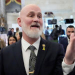 exclusive-—-rep.-derrick-van-orden:-gop-can-hold-house-by-focusing-on-‘gas,-groceries,-and-grandkids’
