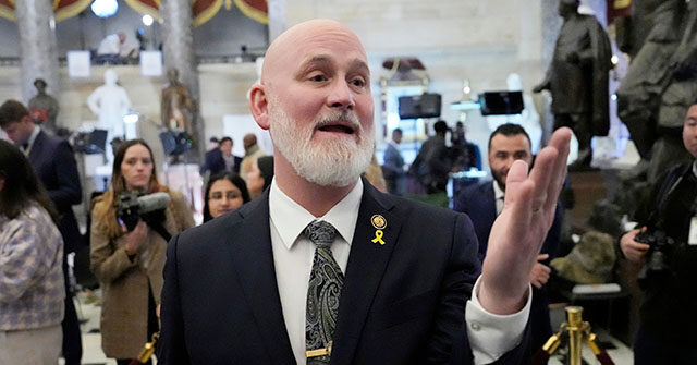 exclusive-—-rep.-derrick-van-orden:-gop-can-hold-house-by-focusing-on-‘gas,-groceries,-and-grandkids’